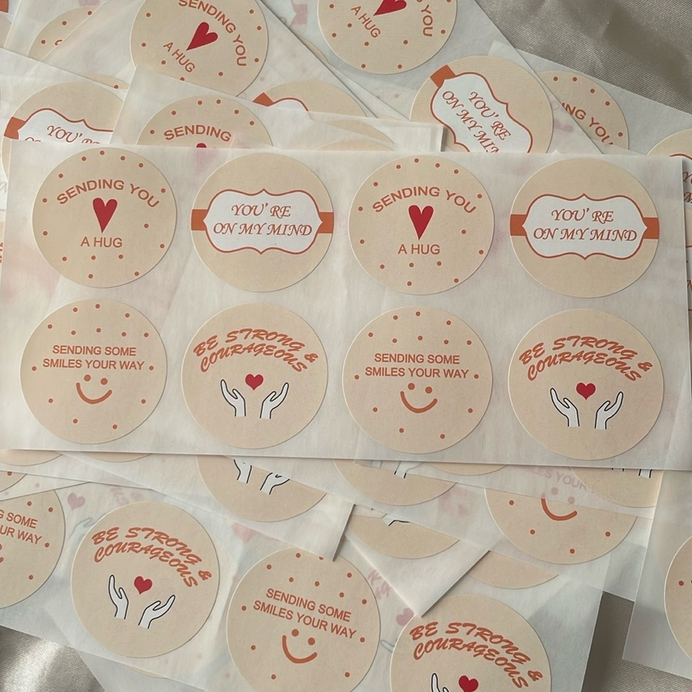 28 Sheets of Envelope Seals‎
